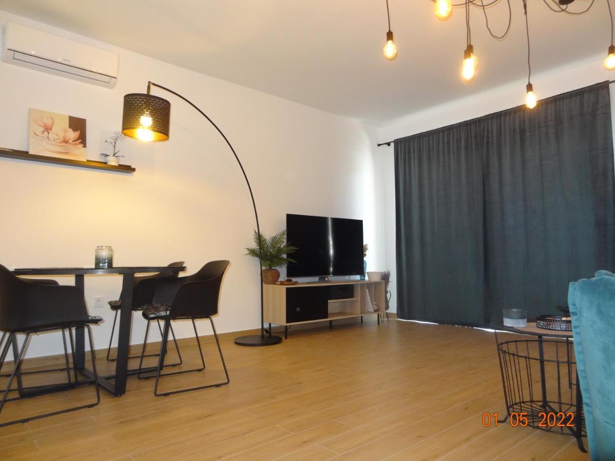 Ferienwohnung Fantazija Vodice Exterior foto
